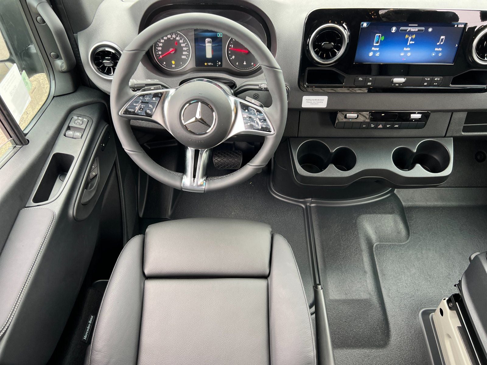 2026 Mercedes-Benz Sprinter 2500 Cargo 144 WB 4MATIC®