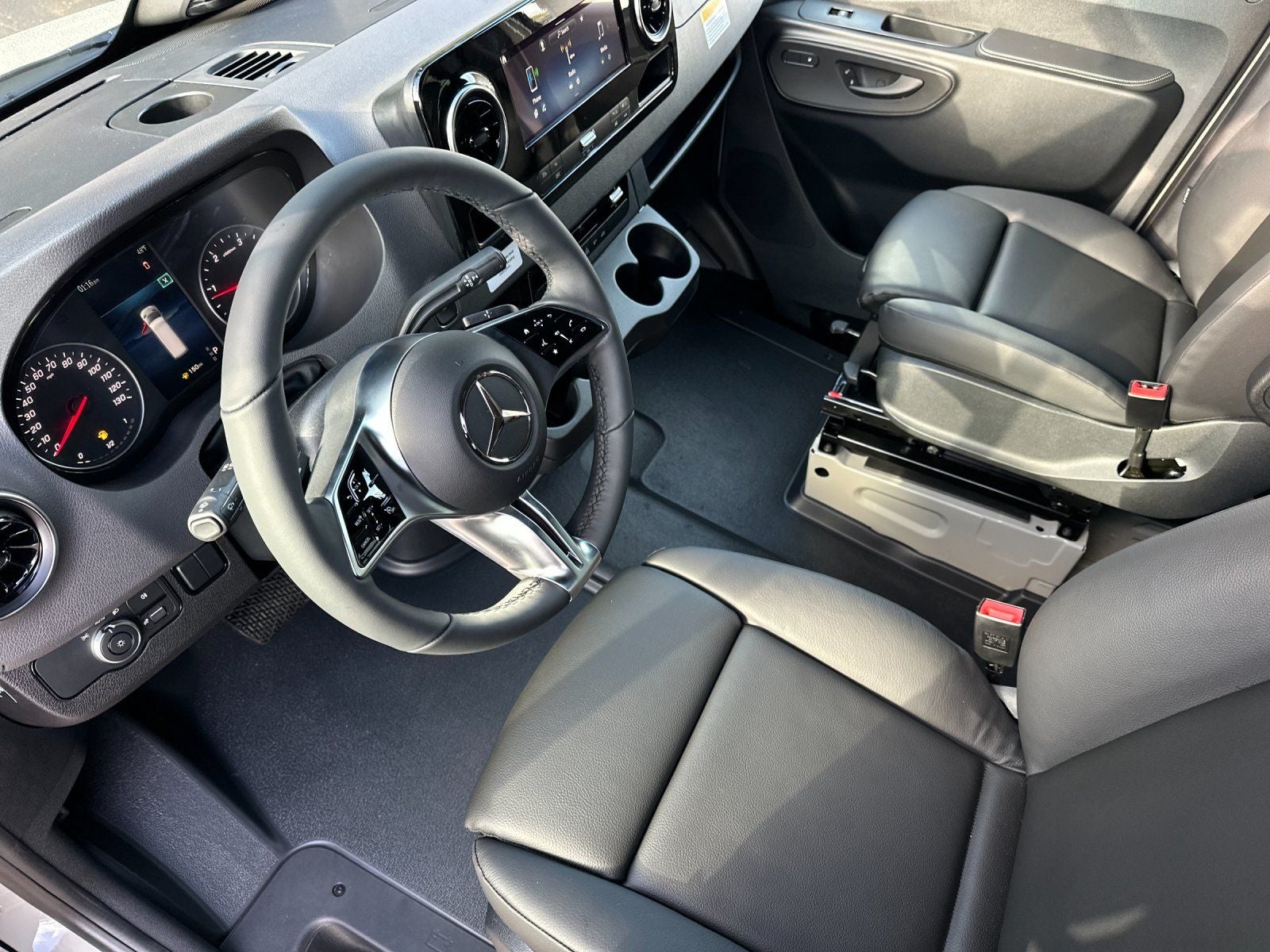 2026 Mercedes-Benz Sprinter 2500 Cargo 144 WB 4MATIC®