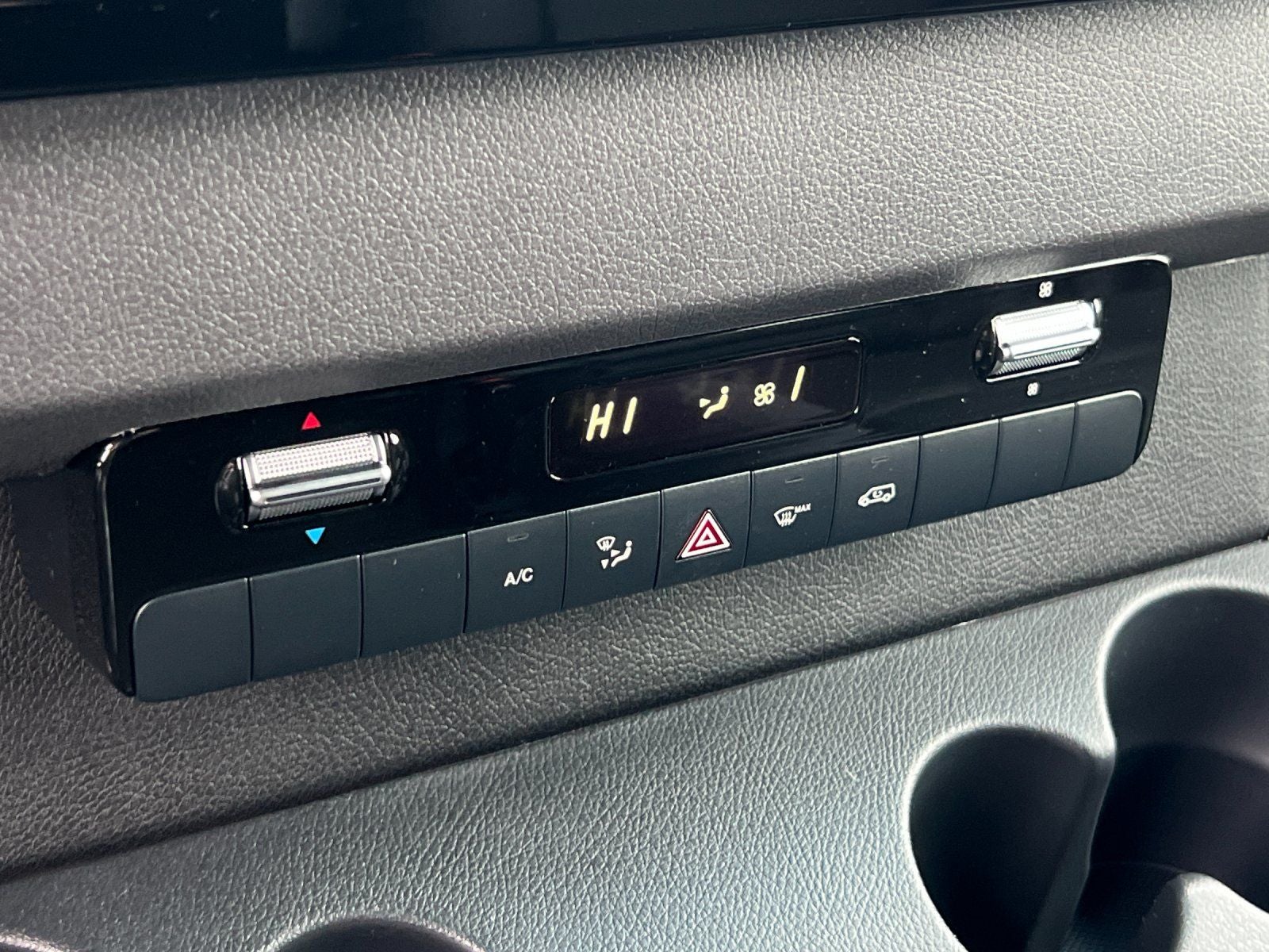 2026 Mercedes-Benz Sprinter 2500 Cargo 144 WB 4MATIC®