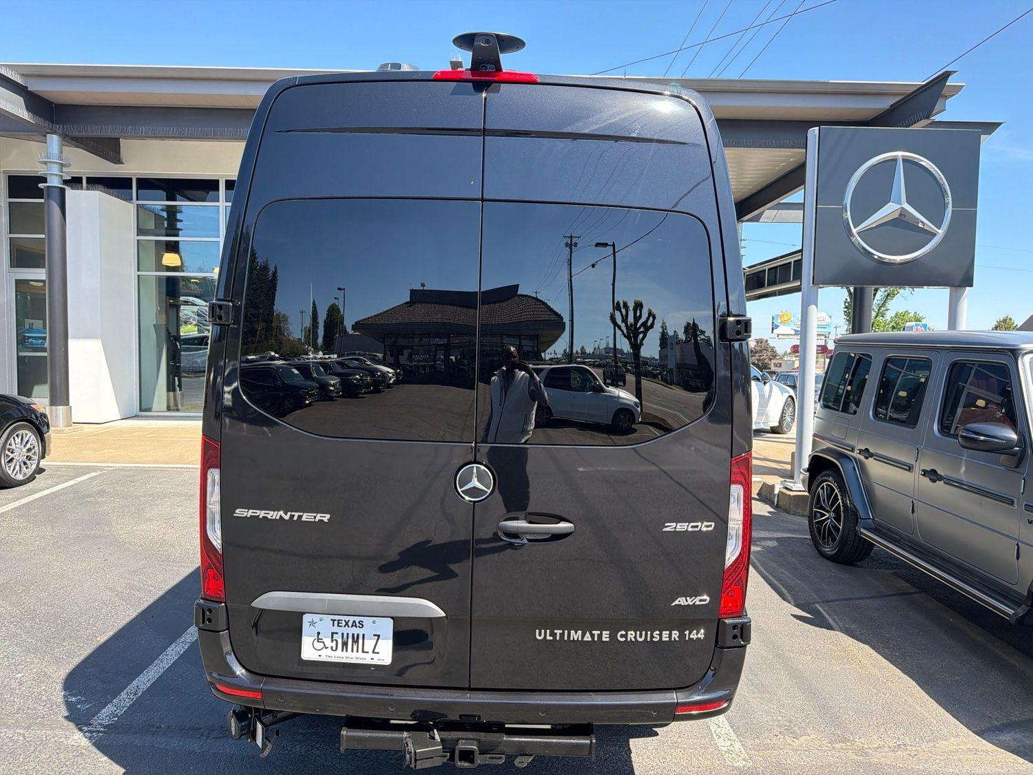 2023 Mercedes-Benz Sprinter 2500 Crew 144 WB 4MATIC®