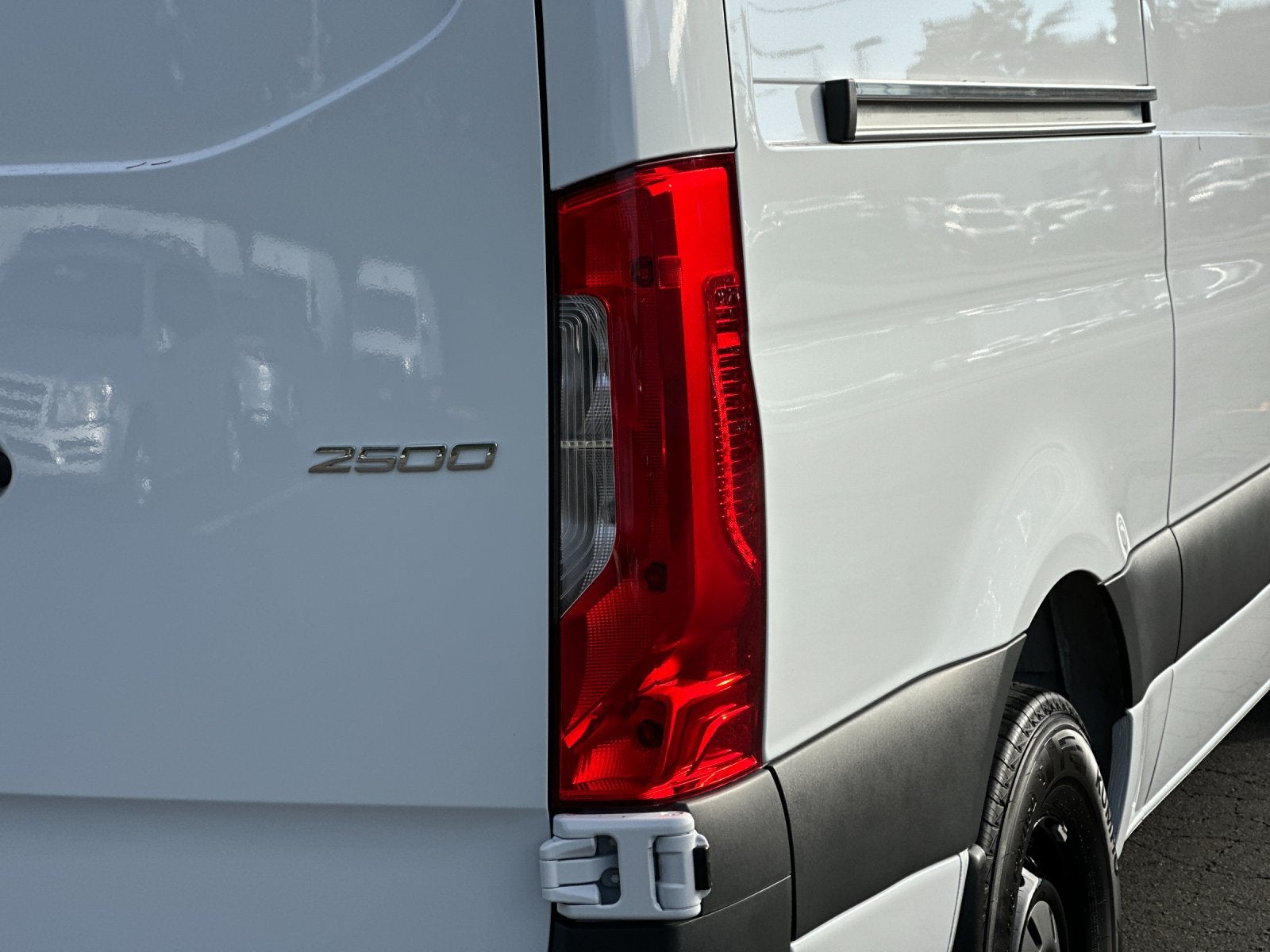 2025 Mercedes-Benz Sprinter 2500 Cargo 144 WB