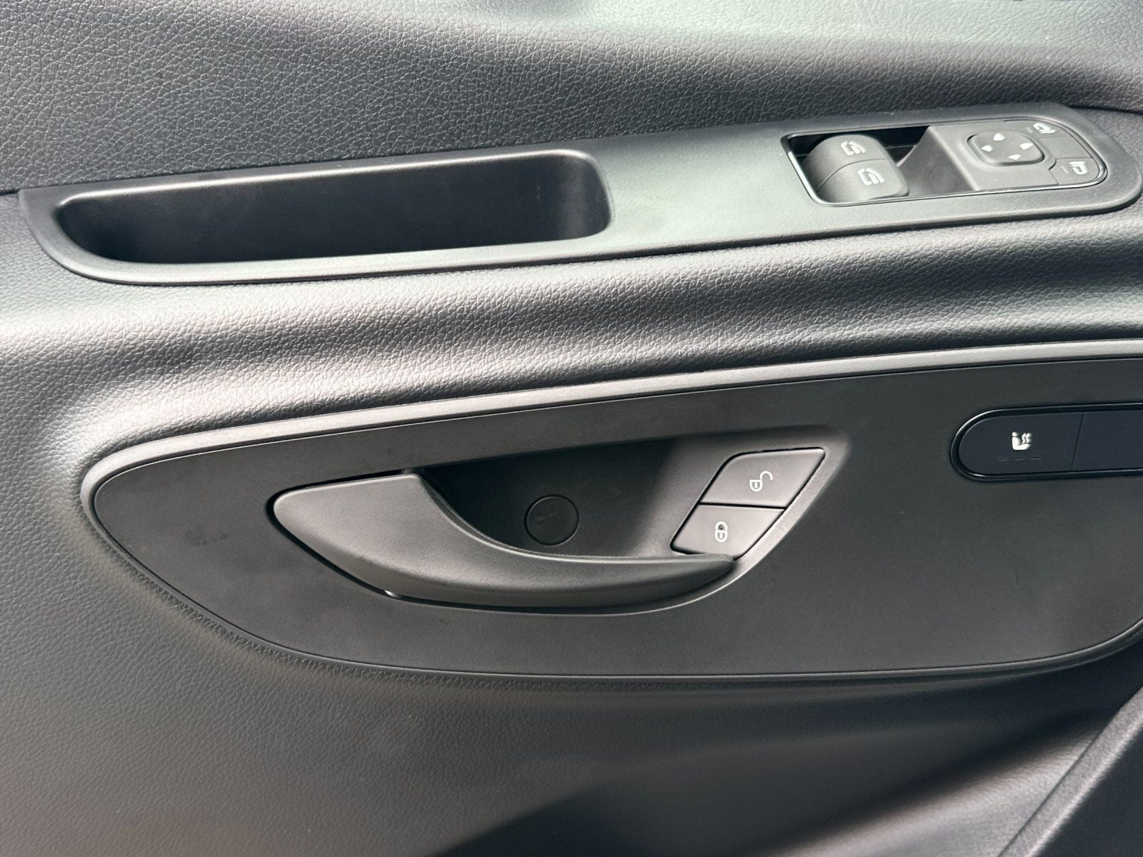 2025 Mercedes-Benz Sprinter 2500 Cargo 144 WB