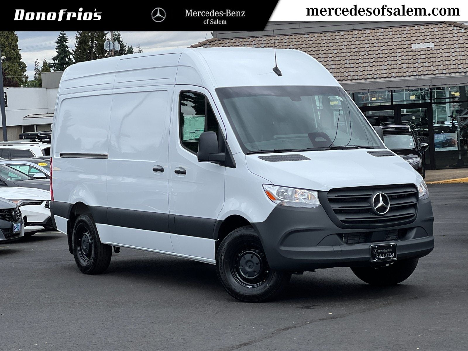 2025 Mercedes-Benz Sprinter 2500 Cargo 144 WB