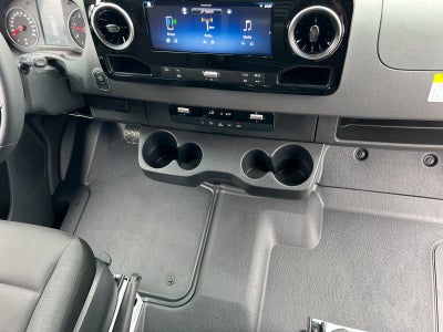 2025 Mercedes-Benz Sprinter 2500 Cargo 144 WB