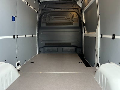 2025 Mercedes-Benz Sprinter 2500 Cargo 144 WB