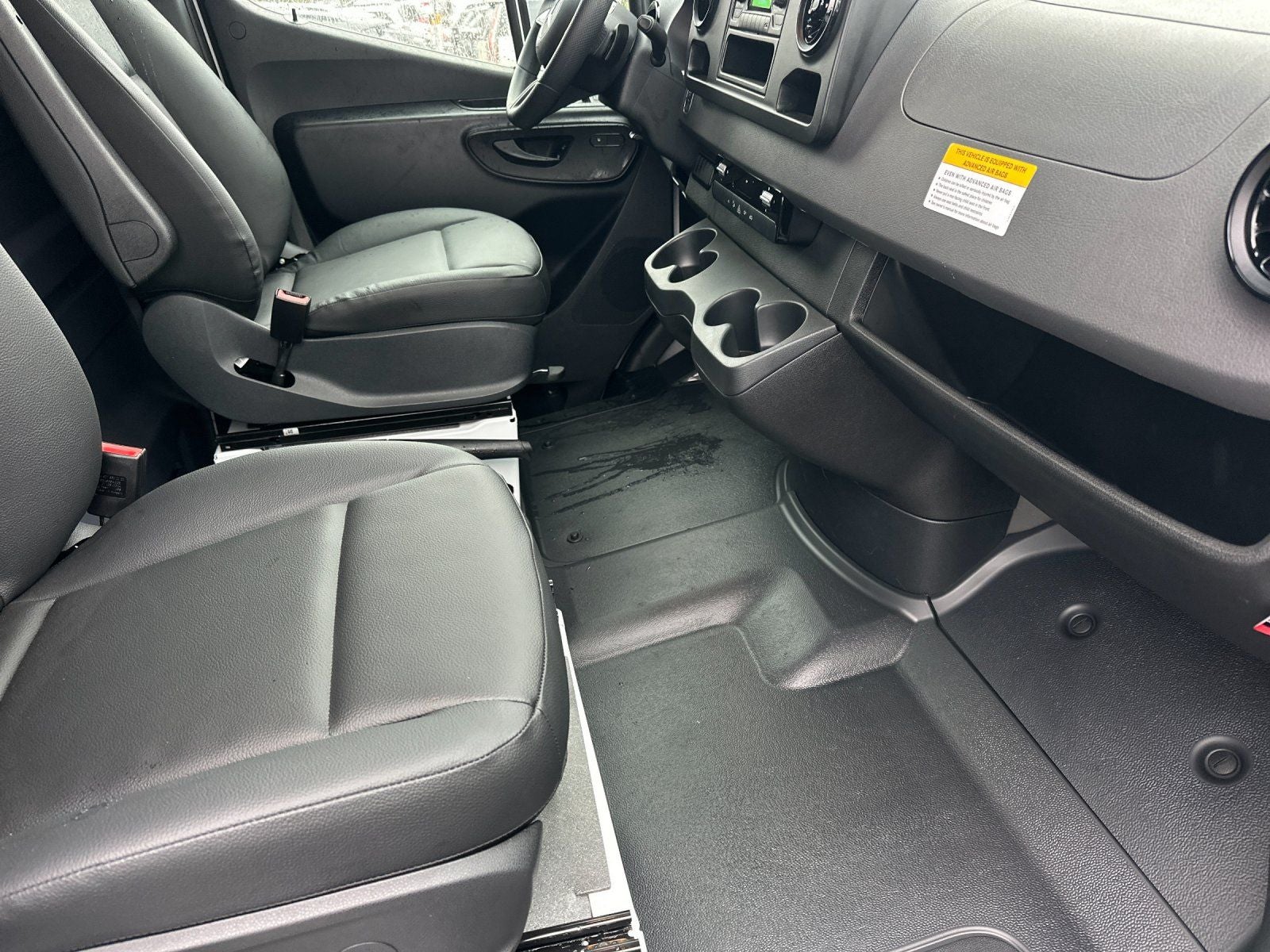 2025 Mercedes-Benz Sprinter 2500 Cargo 144 WB