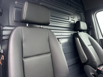 2025 Mercedes-Benz Sprinter 2500 Cargo 144 WB