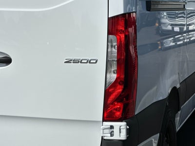 2025 Mercedes-Benz Sprinter 2500 Cargo 144 WB