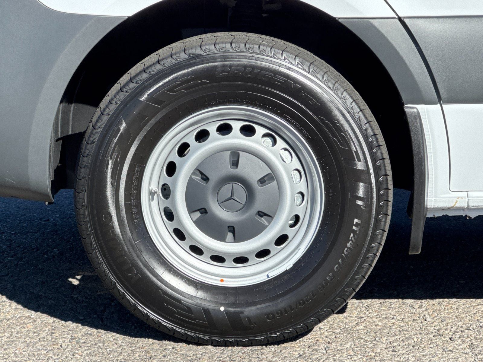 2025 Mercedes-Benz Sprinter 2500 Cargo 144 WB