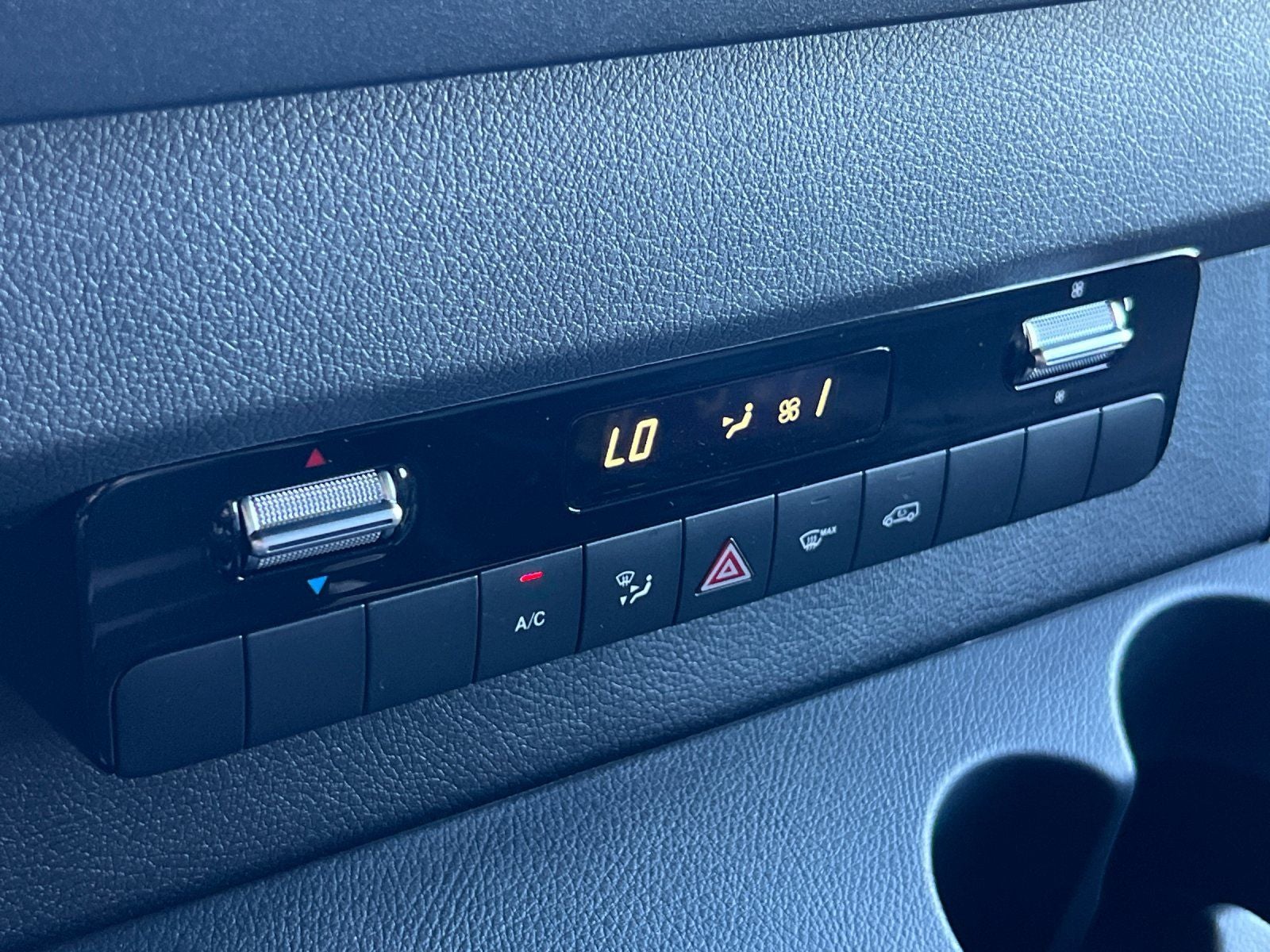 2025 Mercedes-Benz Sprinter 2500 Cargo 144 WB