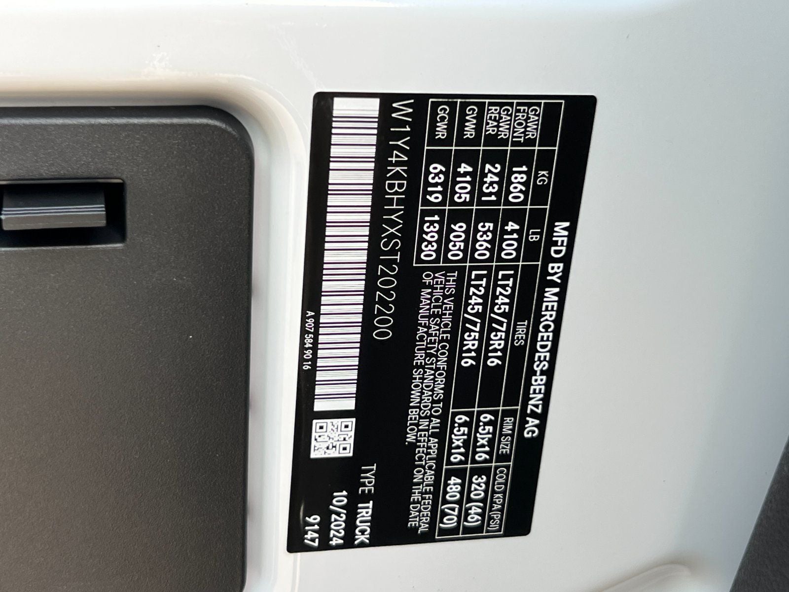 2025 Mercedes-Benz Sprinter 2500 Cargo 144 WB