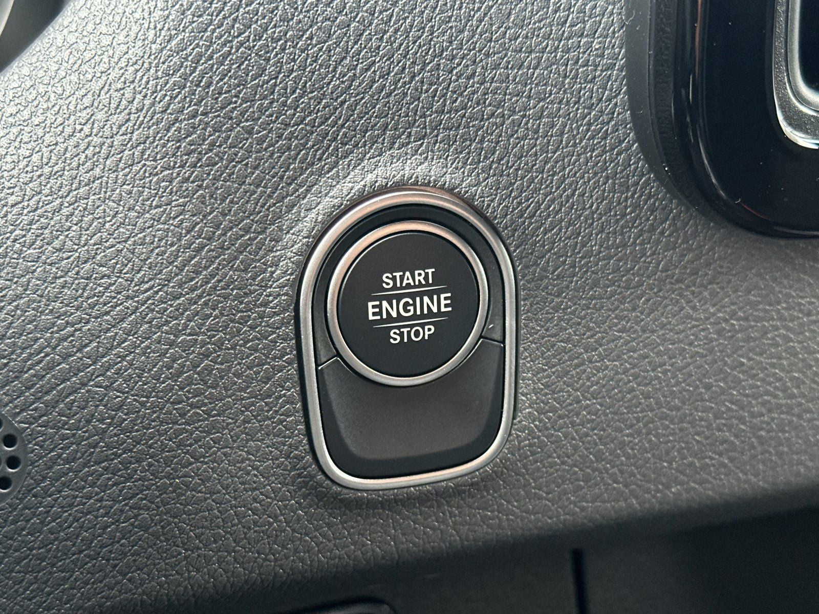 2026 Mercedes-Benz Sprinter 2500 Base