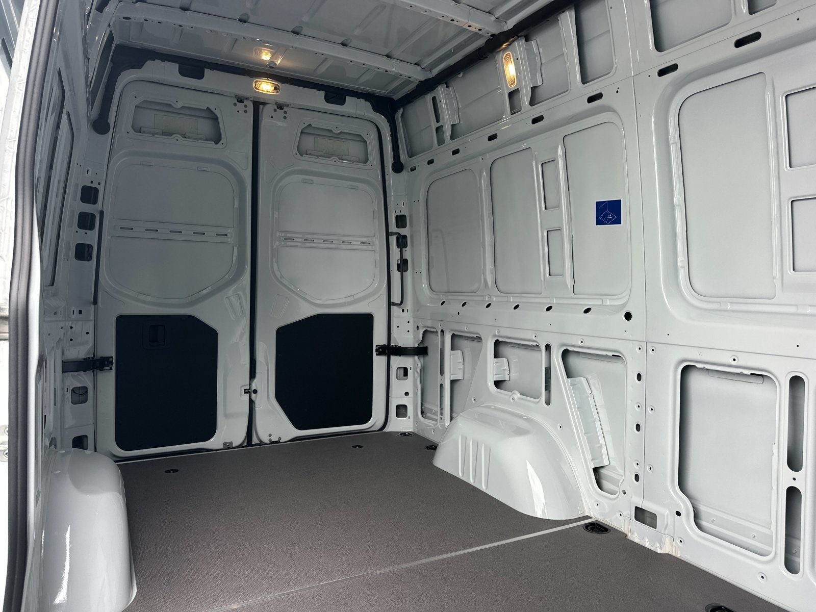 2026 Mercedes-Benz Sprinter 2500 High Roof
