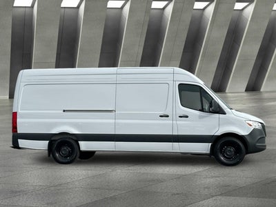 2025 Mercedes-Benz Sprinter 2500 Cargo 170 WB High Roof