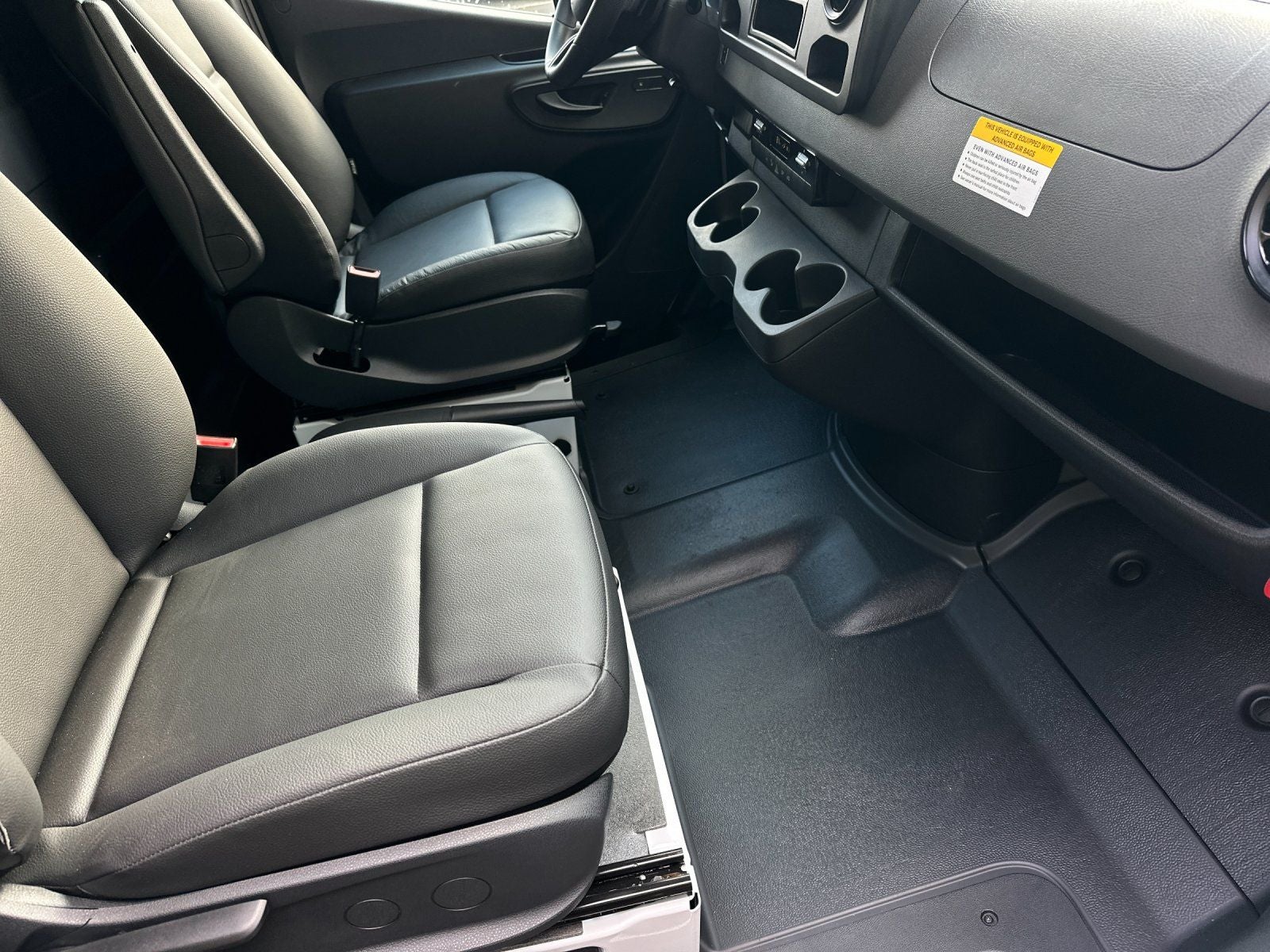 2025 Mercedes-Benz Sprinter 2500 Cargo 144 WB