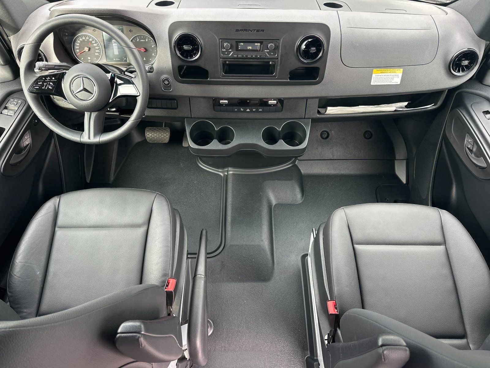 2025 Mercedes-Benz Sprinter 2500 Cargo 144 WB