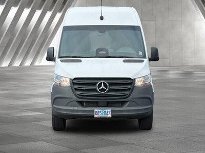 2025 Mercedes-Benz Sprinter 2500 Cargo 144 WB