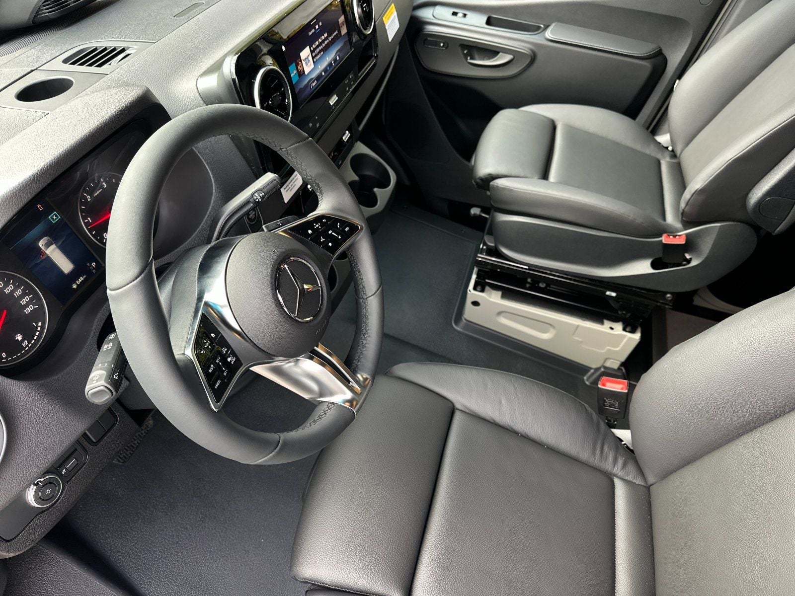 2026 Mercedes-Benz Sprinter 2500 Cargo 144 WB 4MATIC®