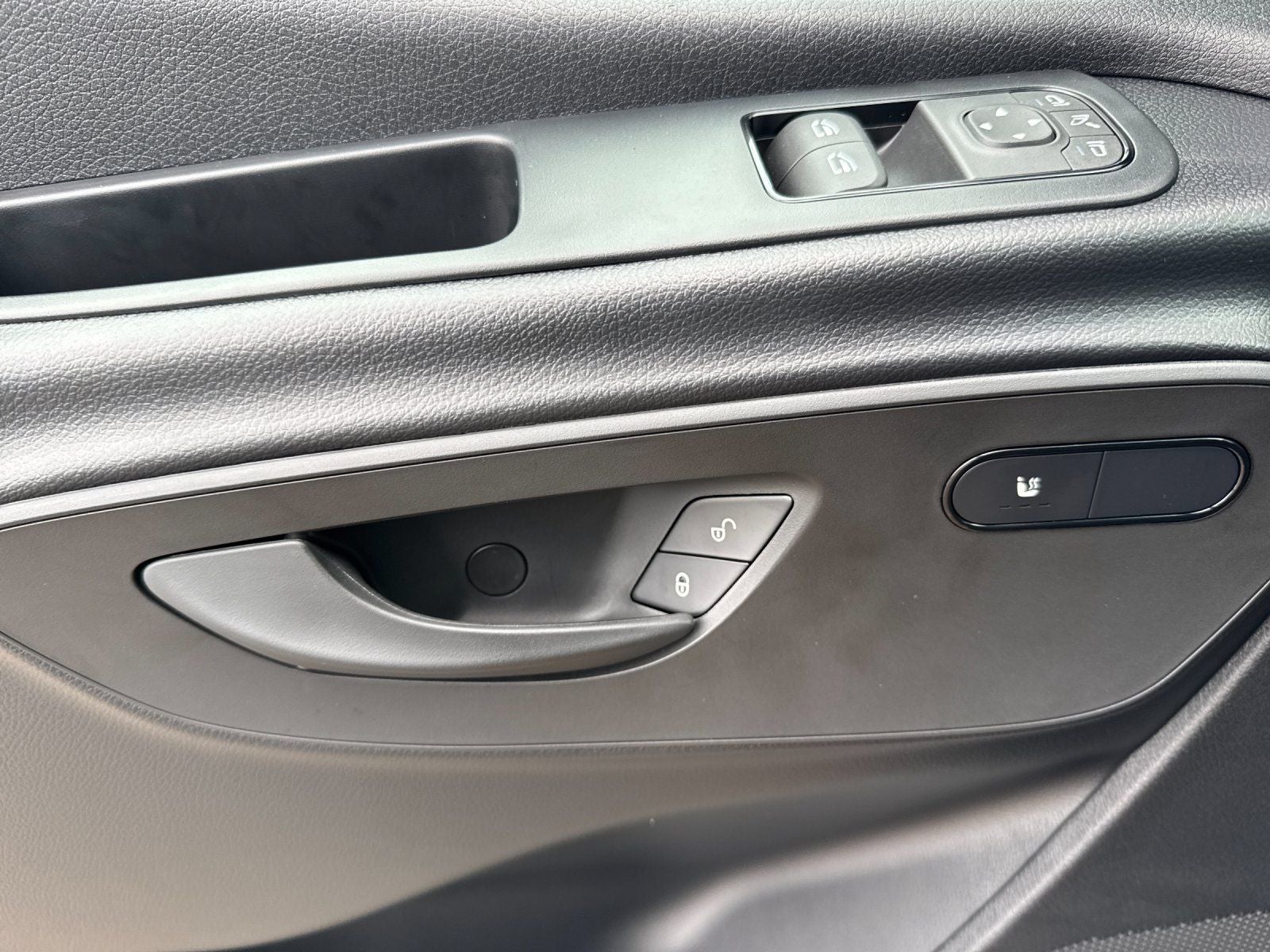 2026 Mercedes-Benz Sprinter 2500 Cargo 144 WB 4MATIC®