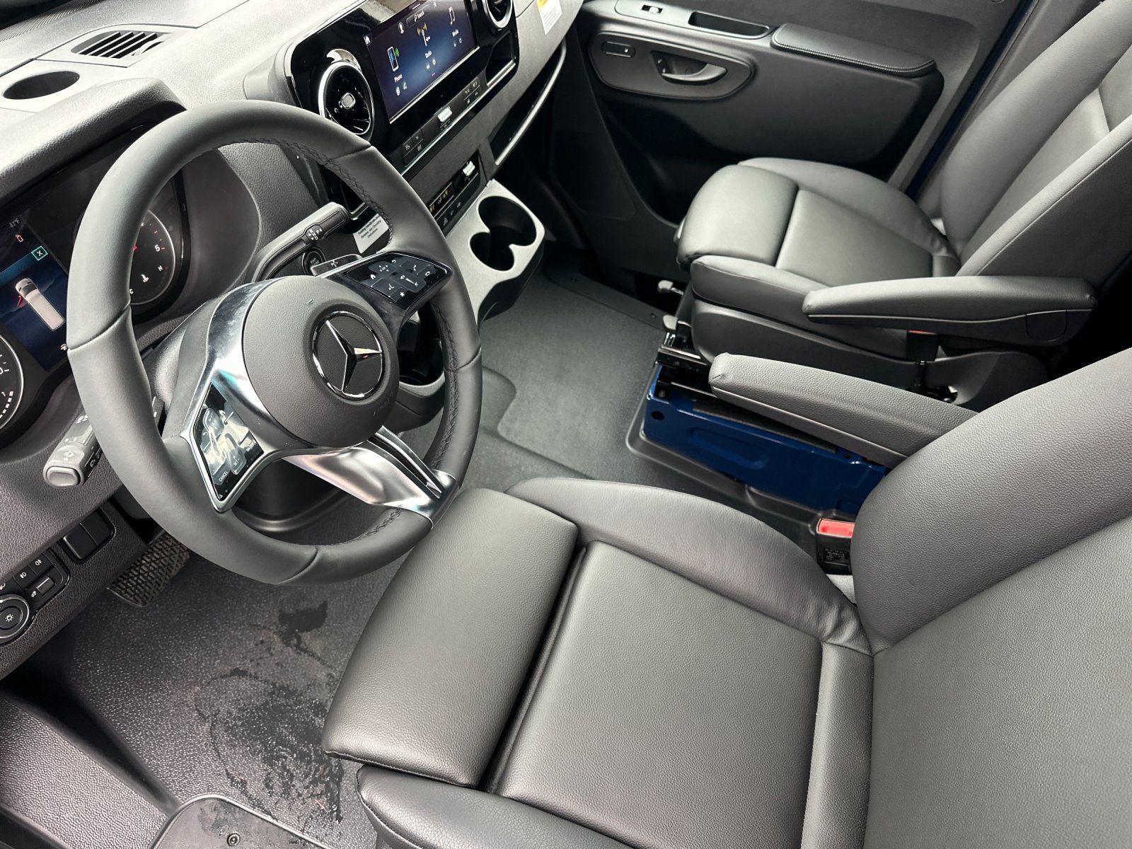 2026 Mercedes-Benz Sprinter 2500 Cargo 144 WB 4MATIC®