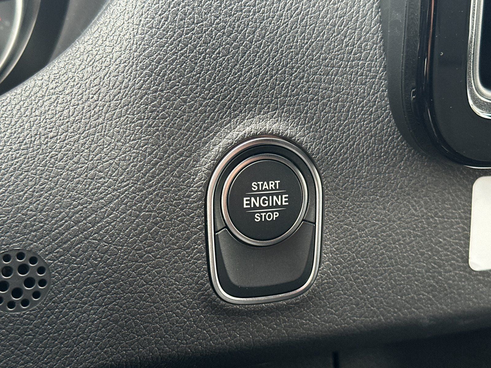 2026 Mercedes-Benz Sprinter 2500 Cargo 144 WB 4MATIC®