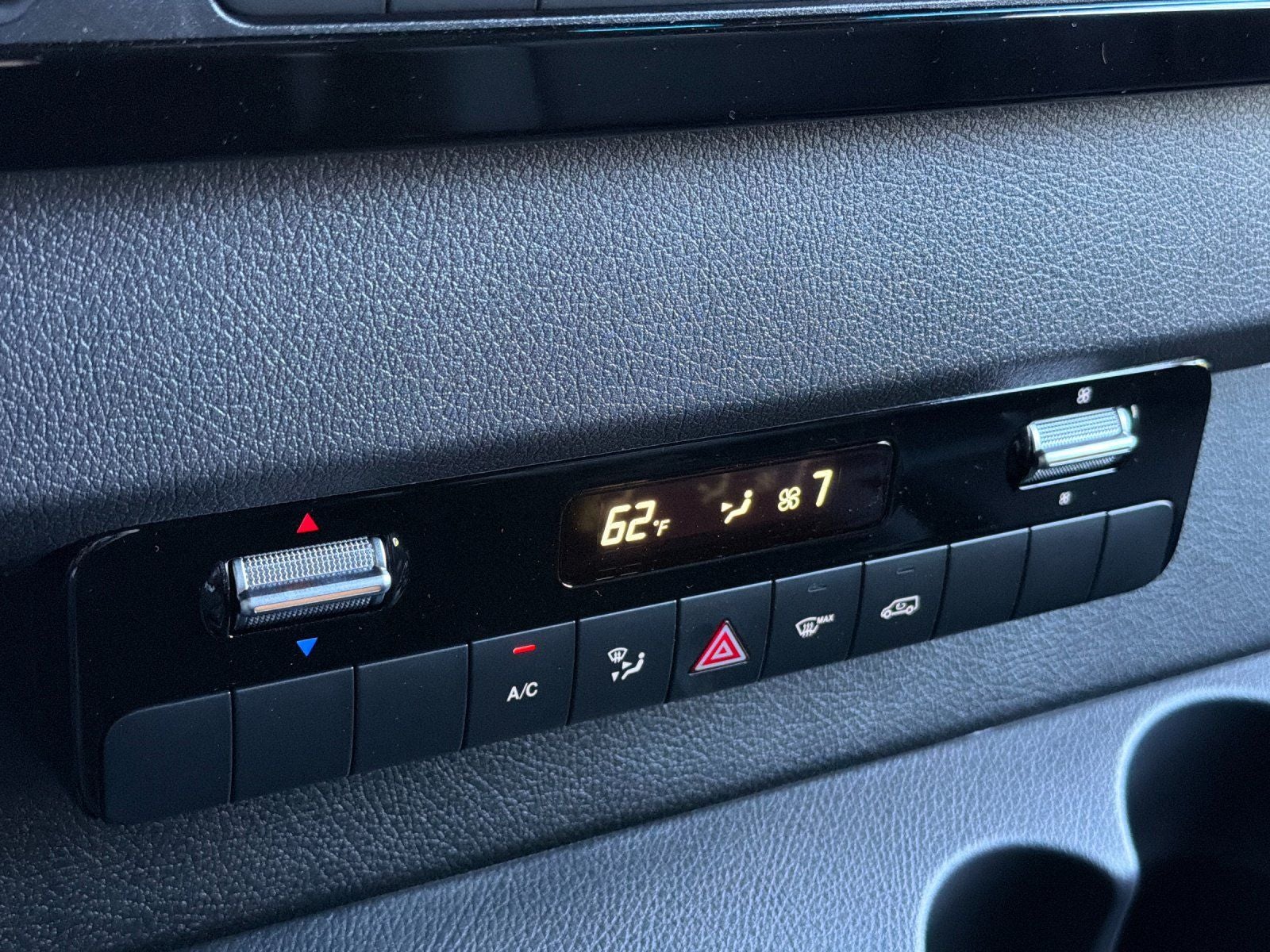 2026 Mercedes-Benz Sprinter 2500 Cargo 144 WB 4MATIC®