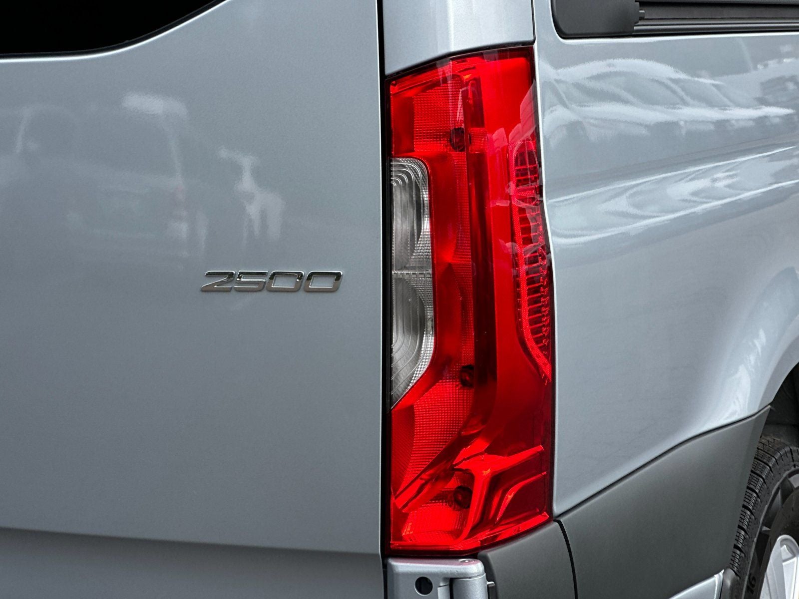 2025 Mercedes-Benz Sprinter 2500 Passenger 144 WB