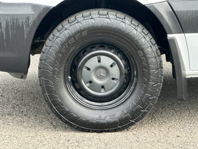 2017 Mercedes-Benz Sprinter 2500 Cargo 144 WB