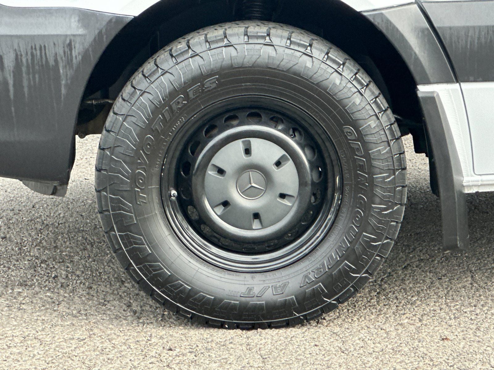 2017 Mercedes-Benz Sprinter 2500 Cargo 144 WB